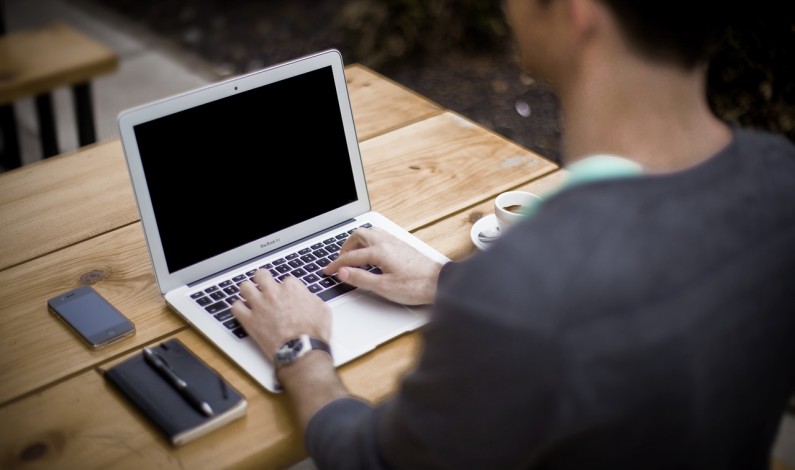 Giovani e lavoro, cambiare le regole del mercato Giovani e lavoro, cambiare le regole del mercato