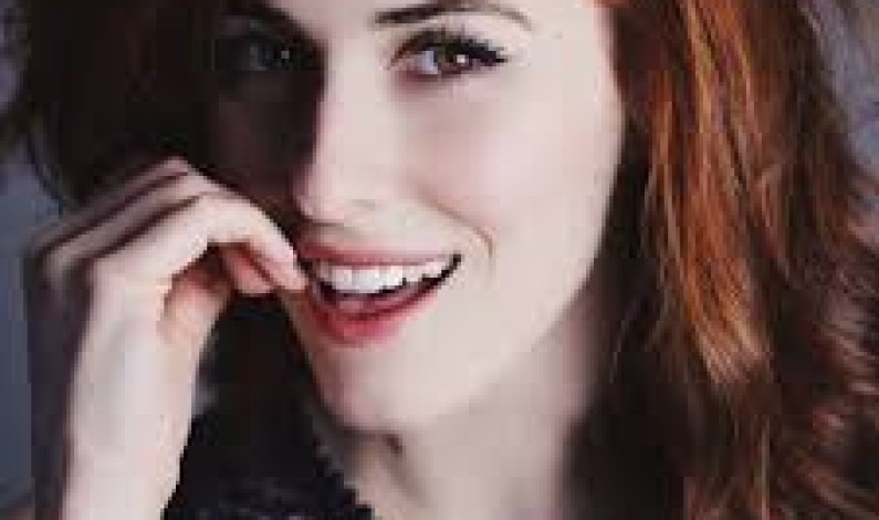 Diana Del Bufalo: seno rifatto o no? Diana Del Bufalo: seno rifatto o no?