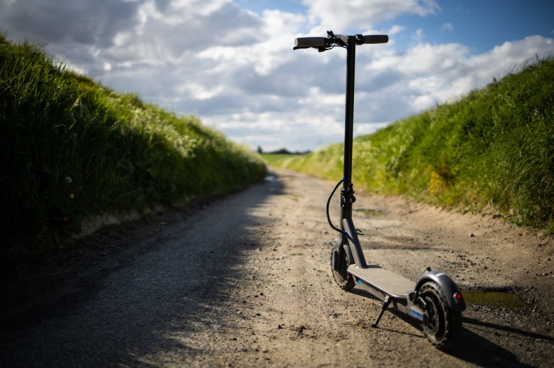 Il monopattino è un’alternativa alla bicicletta? Scopriamolo assieme Il monopattino è un’alternativa alla bicicletta? Scopriamolo assieme