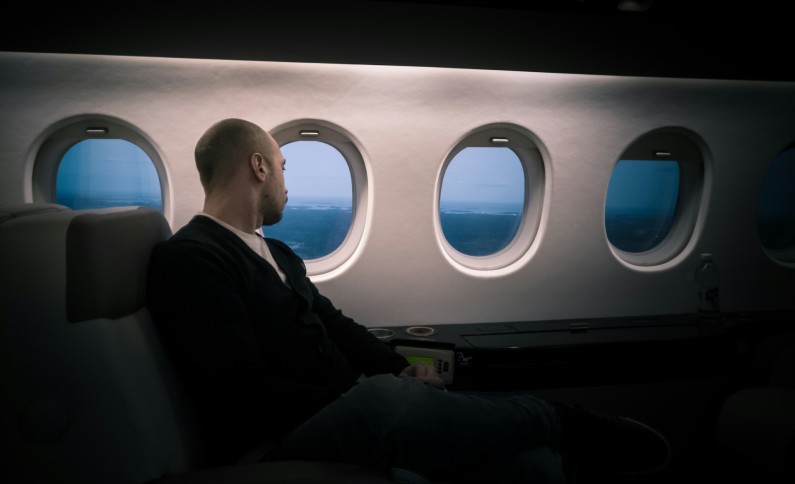 Business class in aereo: qual è il costo medio per viaggiare al top della comodità Business class in aereo: qual è il costo medio per viaggiare al top della comodità