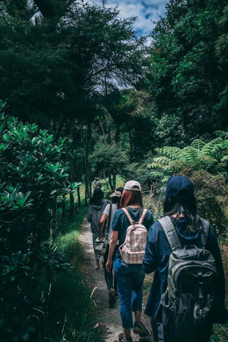 Viaggiare con il cuore e con la mente: i sentimenti e le ragioni dietro il desiderio di scoperta Viaggiare con il cuore e con la mente: i sentimenti e le ragioni dietro il desiderio di scoperta